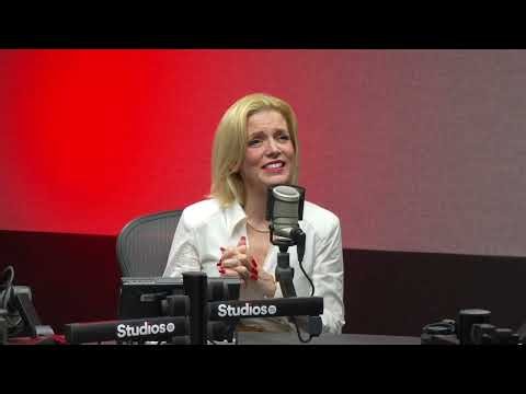 LESBIAN SUPPER CLUB PODCAST - Everything Is Political With Samantha Nibblet