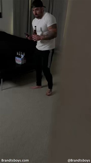 RT @JordanxBrandt: POV: You're alone with your sister's hot bf & he offers you a beer 👀 Go watch the full video on