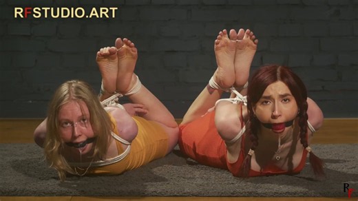 Double hogtie, please🥃#rfstudio #bondage #hogtied #barefoot #toetied #ballgagged #drooling #soles #footfetish The clip👇https://t.co/lTbmfGYwHT
