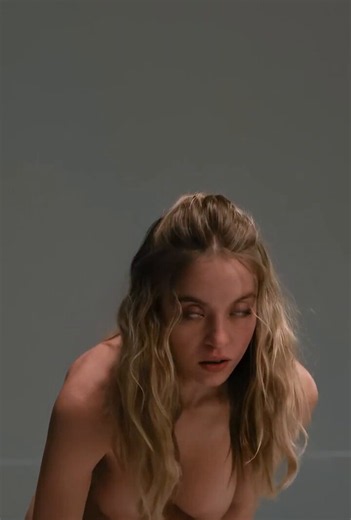 Sydney Sweeney Massive Nude Tits and Sex Scenes in THE VOYEURS(2021)🥵 https://t.co/uPNNhFfwYn