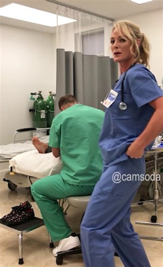 Naughty nurse #nude #NSFW #slut #sexy #ass https://t.co/Yx5zgUIf13