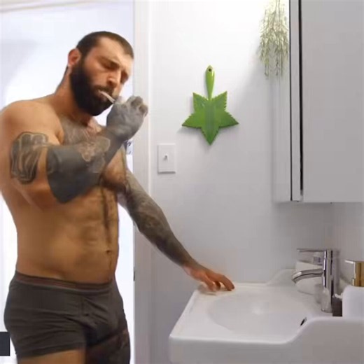 Bears. Cubs. Chubs. Daddies.Perfectly Connected 🐻✨🏳️‍🌈🥵@bearwww 👉🏻https://t.co/fIBhz3YEbM