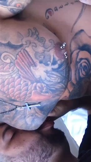 Mamou gostoso 🍼🍼🍼🍼https://t.co/Jcsk1nMZnV