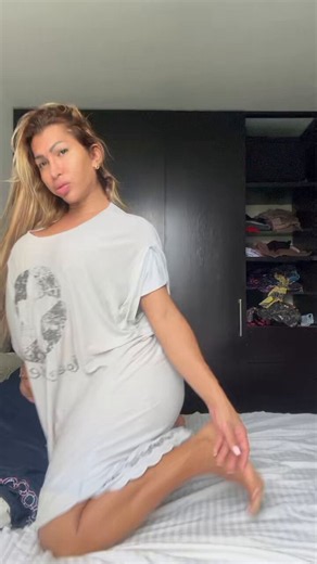 Sexy ass big tranny ass big feet cuuute tranny face https://t.co/By0tpMoee7