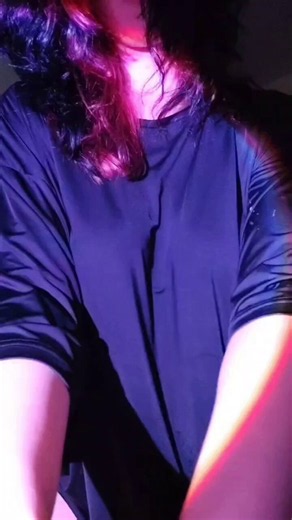 My boobs look so perky 😢😢