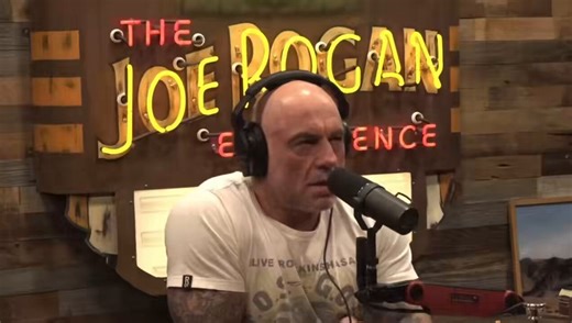 Joe Rogan: "The wealthy are getting wealthier, the middle class is disappearing, and the poor people are being taxed into oblivion."Chamath: "$80,000 a year teacher, pays 40% tax."