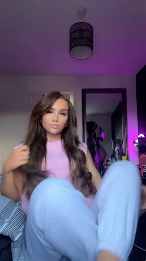 Turning Betas brainless all night.Dm me for a Video call or Snap session.Footworship , Joi , Cei , Sph , Cuckolding and Humiliation.Findom Feet Femdom Walletdrain Camsession Bnwo Paypig Footsub Sissy Nsfw Nsfwtwt