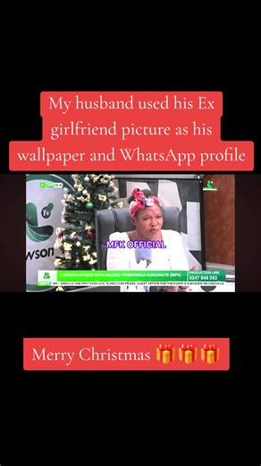 Husband Uses Ex-Girlfriend's Picture on Wallpaper