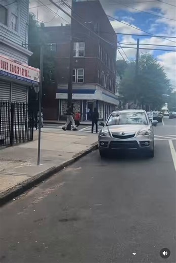 Yns going crazy in the hood #yns #yn #hood