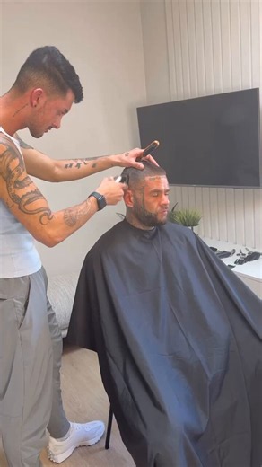 RT @Scot_barberr: 🪒Differentiated service 💈