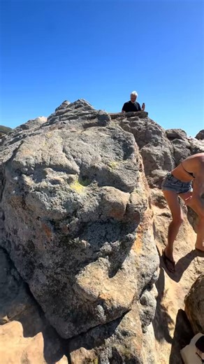 It's a beautiful day for adventure... 😁