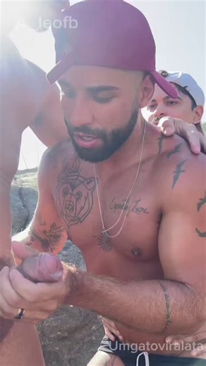 RT @FunePublic: Live naked action on Camslut😏Thousands online, free entry, tip to tease. Go now:https://t.co/BVW5n4Nzim