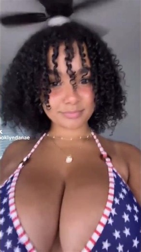 bikini big boobs compilation 🇺🇸\r\r#edit #shortsfeed #trendingshorts #shortsvideo