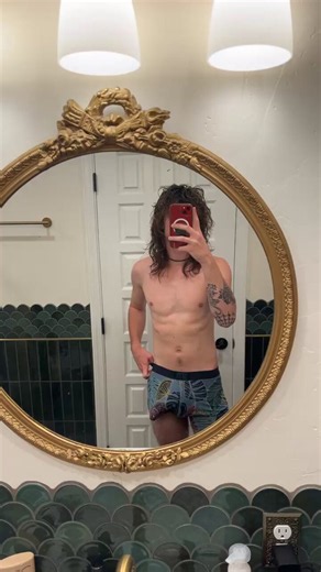 carson’s hung dick after shower #leakedvideo #fypシ゚viral #hung #bwc #straight