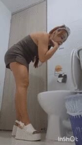 tipsy birthday girl - from @Sarathonson"Sara's birthday was full of surprises Sara had a huge cake, drinks, tons of food, and plenty of surprises to celebrate her special day."🔗https://t.co/1kqRJfwkaN#puke #vomitwhore https://t.co/qDWKyN3TQ2