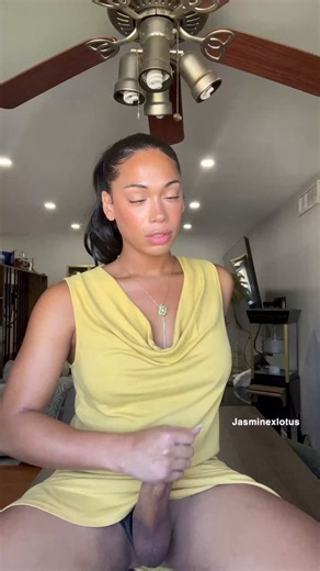 Find this 🔥 NEW FULL Cum Video on @Pornhub 😏 🔗 below