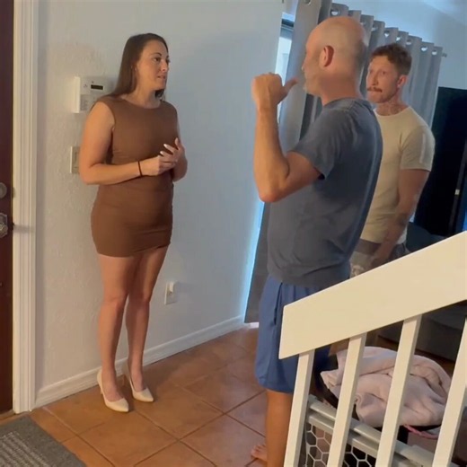 RT @OldGoesyoungs: 20k+ girls streaming for older men 🍎 check your neighbor's live cam 🍎 is she naked right now 🍎 https://t.co/u6XqNRVeOx h…