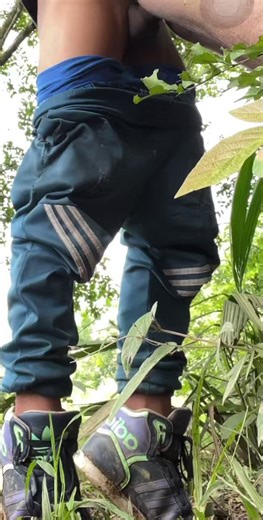 RT @Rahulsinghh94: Almost getting caught rawdogging in the fields.