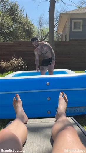 RT @BrandtsBoysNash: POV: Your sister won’t get in the pool with her hot boyfriend so he makes you get in with him instead 😳 If you wanna s…
