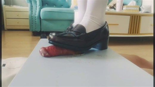 RT @BusterTheDoc: 🔞Asian dominatrix tramples cum out of cock 😉🦵🥿💄💦#ballbusting #femdom #fetish #legs #睾丸を蹴る #踢裆 #footjob #sockjob #足コキ #脚交…