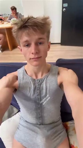 RT @aiden_twink: twitter can't handle the rest anyway