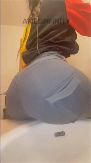 Ebony girl farting comp
