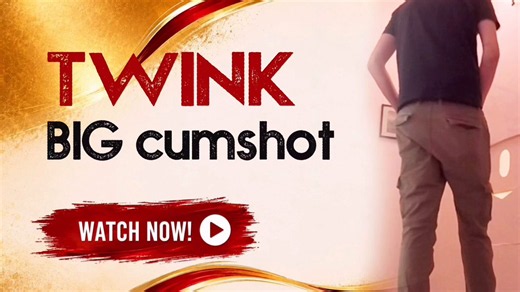🇬🇧 Young Twink Overwhelmed. Young twink sucks a hot student on the other side of the gloryhole and gets a massive cum load — it was way too much for him to swallow!🇩🇪 Young Twink Overwhelmed. Junger Twink saugt einen jungen Studenten auf der anderen Seite vom Gloryhole aus und bekommt eine riesige Ladung Sperma — es war einfach zu viel zum Schlucken für ihn!🇫🇷 Young Twink Overwhelmed. Un jeune twink suce un jeune étudiant de l’autre côté du gloryhole et reçoit une énorme charge de sperme —