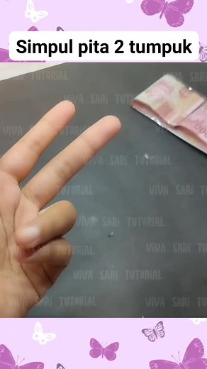 Cara membuat simpul pita 2 tumpuk dengan metode 2 jari 🥰 #pitakado #membuatpita #giftbow | Viva Sari
