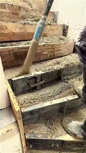 Construction process of cement concrete stairs