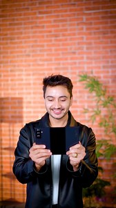 884K views · 6.2K reactions | ‼️Share with Fold Paglu❣️ . . . . #samsung #triplefold #firstfoldablephone #techmaster #techmasterreels | Arvind Kharra | Facebook