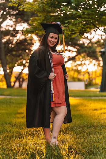 Liz Wilson-Ford University of Wisconsin–Whitewater – Class of 2025 Liz Wilson-Ford represents the University of Wisconsin–Whitewater with pride, perseverance, and purpose. As a full-time student, full-time employee, and devoted single mother, Liz balanced academic excellence with her daughters’ sports and school activities. This year is even more meaningful as her daughter also graduated—making a quick cameo in this reel, capturing a shared milestone in their journey. • Graduated Magna Cum Laude