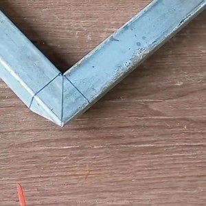 1.2K views · 63 reactions | useful way when cutting square tubes for 90 degree joints #tips #trickn #weldingcreativeandcrafts | Welding Creative & Crafts | Facebook