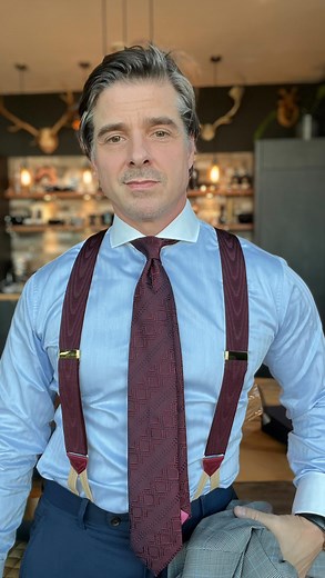 Brace Yourselves !! ( yes that old gag) Braces , Suspenders , whatever you want to call them they’re back in stock . For those of you that preordered we sent those out yesterday . The pink with blue ends is already low in stock so@grab those if you really love them cause we don’t expect another braces delivery till April . Check out the restock of Black with red as well as brand new designs of Wine moire braces with tan braided ends , and pink moire with a fresh minty green leather 🌱 All up onl