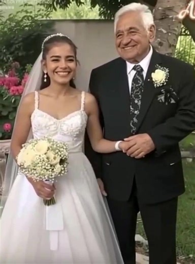 Une pauvre fille noire épouse un homme de 70 ans, 10 jours plus tard elle découvre...Voir plus | Respect aux Forces de l'Ordre
