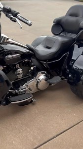 12K views · 686 reactions | Big Wheel Harley Davidson TriGlide just finished. #absolutecustomcycles #cleanassbuilds #sinisterwheel #americansuspension #dirtyair #paulyaffebaggernation #harleydavidson #triglide #bigwheel #black #christmas #trike #threewheeler #custom #simpleandclean #lkn #laknorman #denvernc #charlotte | Absolute Custom Cycles, Inc. | Facebook