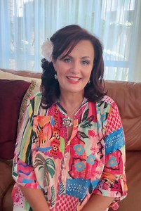 Dit is nie ouers se rykdom wat kinders suksesvol maak nie, dit is die denkwyse en visie van ouers. Ouers wat self suksesvol is, het dikwels ’n groter visie vir hul kinders en aanvaar nie sommer etikette, beperkings of finale uitsprake soos: “jou kind kan nie” of “jou kind sal nooit” nie. Hulle soek hulp, ondersteuning, terapie, begeleiding en afrigting totdat hul kinders groei en ontwikkel tot hul volle potensiaal. Maar dieselfde beginsel geld net so vir ’n ma wat nie finansieel sterk of “sukses