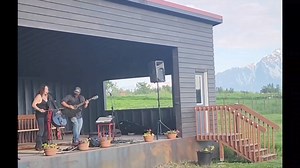 🌞 THANK YOU to everyone who participated in the concert last night! Dirty Cello did not disappoint, and we were thrilled to have Rebecca and Jason here spreading their energy for us on a sunny Saturday night. 🎵 We would also like to thank Buzz's Bakery for selling their delicious baked goods, and thank you to Matanuska Brewing Company, 49th State Brewing, Cynosure Brewing, and Midnight Sun Brewing Co. for the drinks they provided! #Alaska #DirtyCello #concert | The Musk Ox Farm