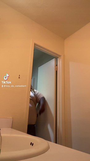 How everybody was in 2001 🥴🤧 #the #real #harlemshake #explore #fypシ | Trey Knighton