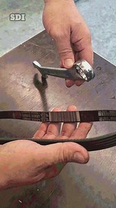 Tricks of Removing Stuck Oil Filter #howto #learn #skills #lifehacks #hack #tips #tricks #ideas #tutorial #diy #technique #pageviral #highlights #everyone #followers #viralvideo #trendingvideo #TopFans #FBPage #fyp #mechanic | Superhey DIY and IDEAS