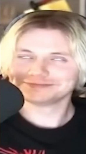 I Exposed Pyrocynical #vrchat #femboy #waitingforthenext8hourvideofromthisguy