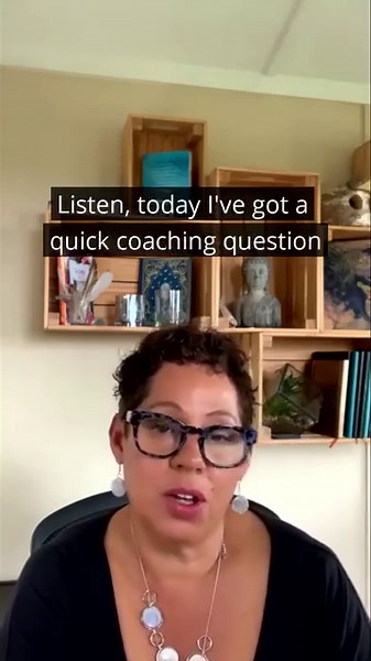 Today's 2-Minute Tip: What One thing can you do today to mover towards your goal? Watch more 2-Minute Tips in my YouTube Channel! https://youtu.be/T8SeRWGaJ3I?si=6YwUsxo3j7HSGYmH #candymotzek #lifecoach #lifecoaching #2minutetip #tipsforcoaches | Candy Motzek