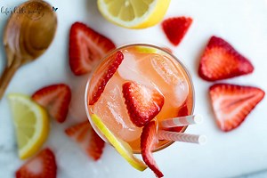 Strawberry Lemonade (Lemons, Sugar) - Life's Little Sweets