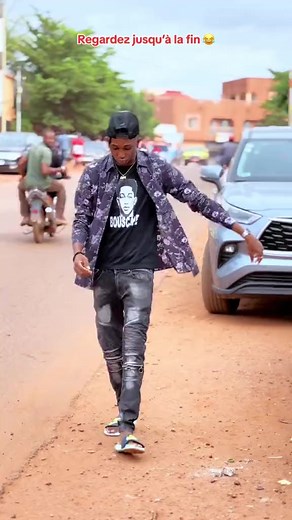 4.3K views · 183 reactions | #senegalaise_tik_tok #guinee #221 #mali #comedia #galsen_tiktok # #malitiktok #viralvideo | ウルトラマンの忠実なファン | Facebook