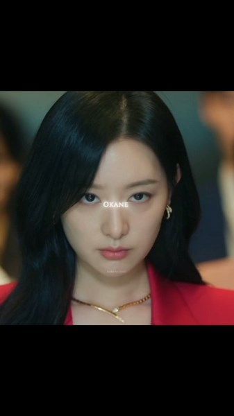 🖤✨ on Instagram: "Her outfits ✨😭 #jiwoon #haein #kimsoohyun #queenoftears #explore #fyp #kdrama #koreandrama"