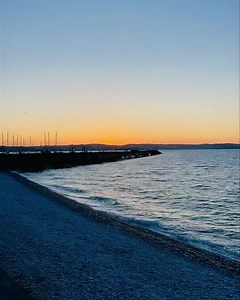 🌅 🤩 #sunsettimelapse #sunset #sunsetlovers #sunsetphotography #sunsetbeach Love Brixham Brixham Marina Positive Brixham | The Breakwater Bistro