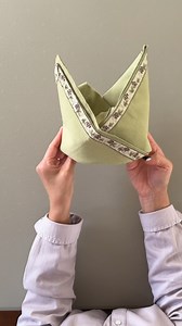 3.5K views · 20 reactions | Luxurious Napkin Fold For Your Holiday Table! A classic triangular fold that creates a dignified presence on your table. No accesories needed! #Thanksgiving #holidayseason #dinnertime #napkins #tablescape | Annie Lynn | Facebook