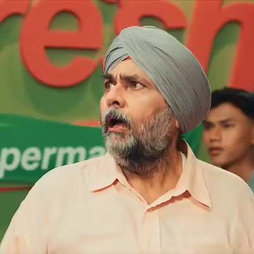 Ketahui tanda-tanda untuk mengelakkan diri menjadi mangsa scam. Bersama kita lawan scam! Jika terkena scam, segera hubungi Hotline Fraud 24 jam Maybank di 03-58914744 atau Pusat Respons Scam Kebangsaan di 997 (8am - 8pm, setiap hari) dan buat laporan polis. #JanganKenaScam | Maybank