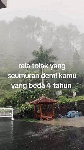 #hujanderas #bedaumur