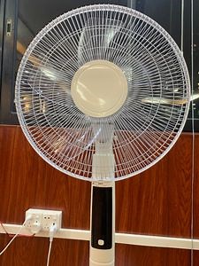 [Hot Item] 16 Inch Remote Control Electric Fan Stand Floor Fan