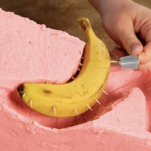 She made beautiful glass shoes using epoxy resin! | 5-Minute Crafts House